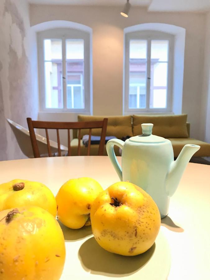 Boutique-Ferienwohnung Im Alten Weinhaus Moser Grünstadt Exteriör bild