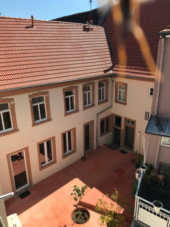 Boutique-Ferienwohnung Im Alten Weinhaus Moser Grünstadt Exteriör bild