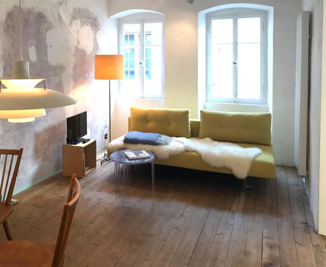 Boutique-Ferienwohnung Im Alten Weinhaus Moser Grünstadt Exteriör bild